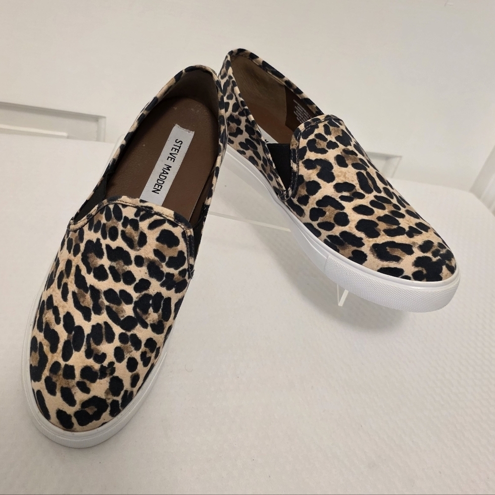 Steve Madden Animal Print Slip-On Sneaker/Loafers Size 7.5